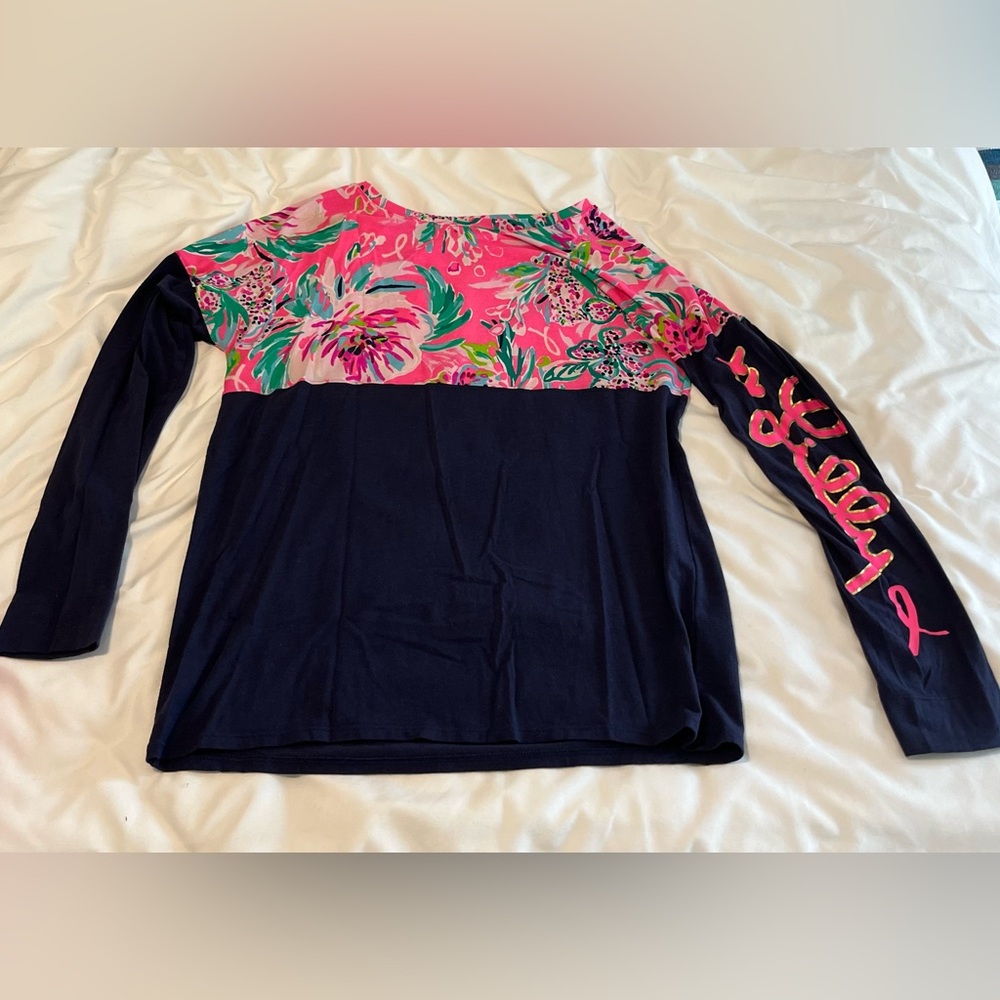 Lilly Pulitzer Finn Top. Breast Cancer Awareness